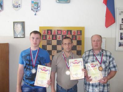В Ерахтуре прошёл шахматный турнир в честь Дня России
